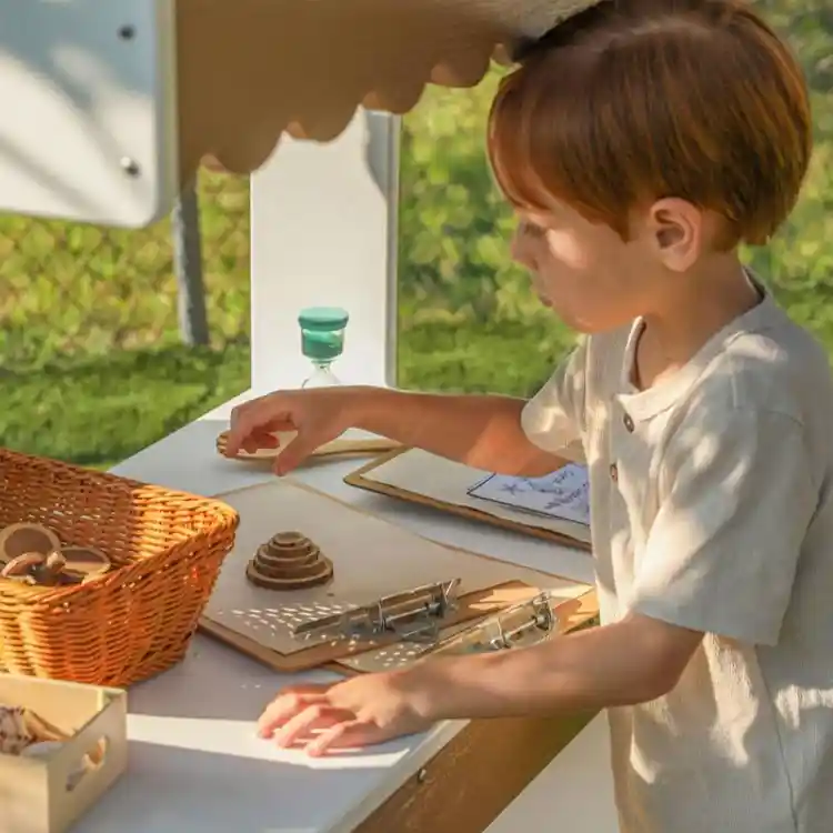 OutdoorED™ Market Stand